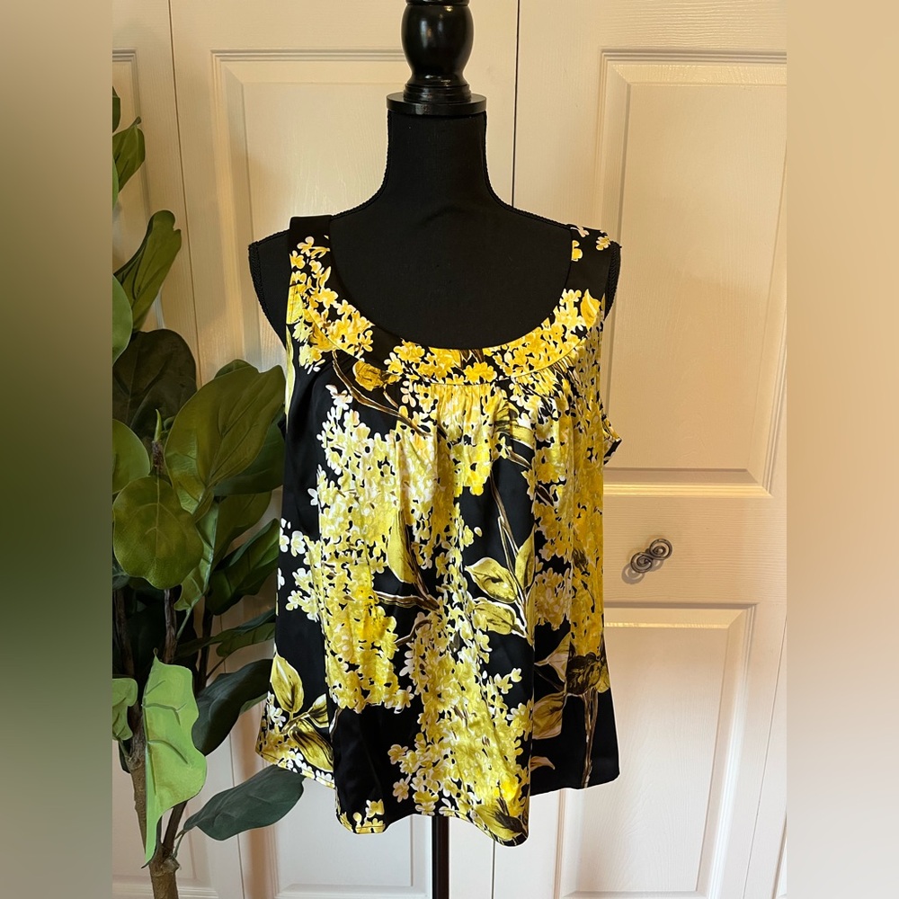 St.John’s NWT silk blouse size large